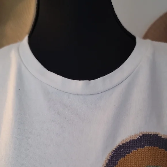 Zara White T-Shirt with Cross Stitch Baby Yoda - Picture 4 of 8